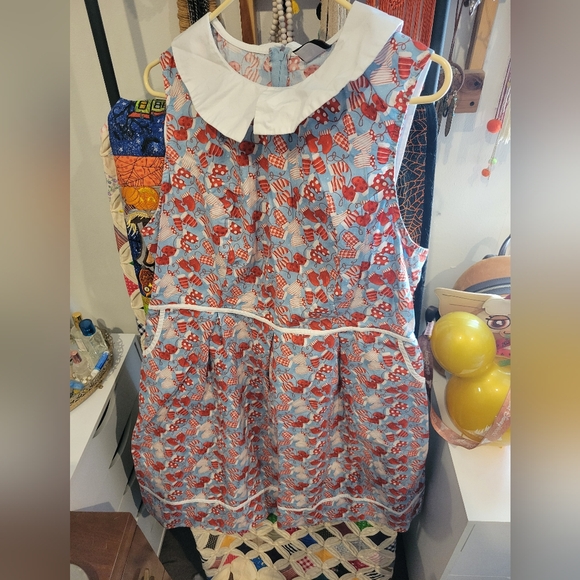 Retrolicious Dresses & Skirts - Retrolicious 2x Mittens dress